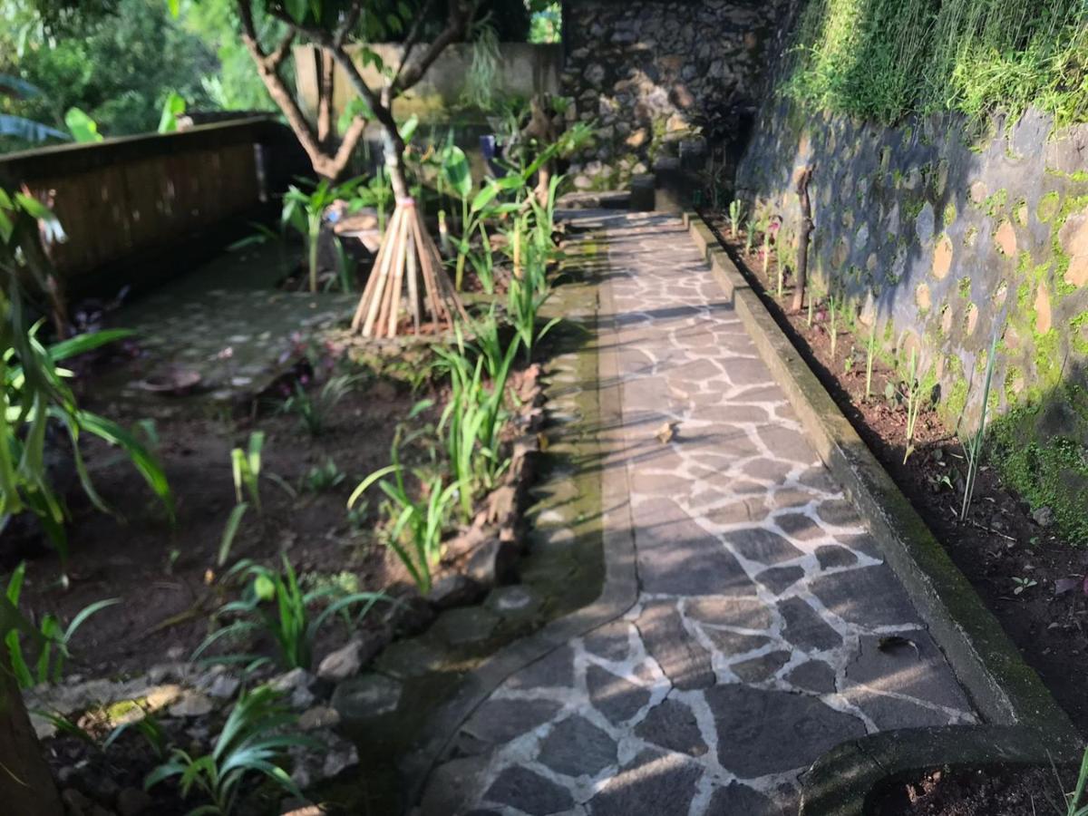 Sasak Lebung Home Senggigi Luaran gambar