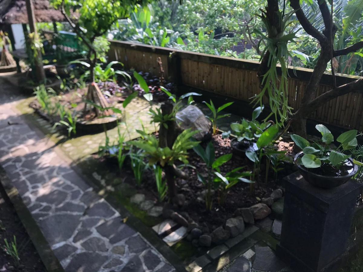 Sasak Lebung Home Senggigi Luaran gambar