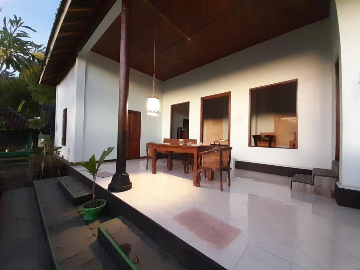 Sasak Lebung Home Senggigi Luaran gambar
